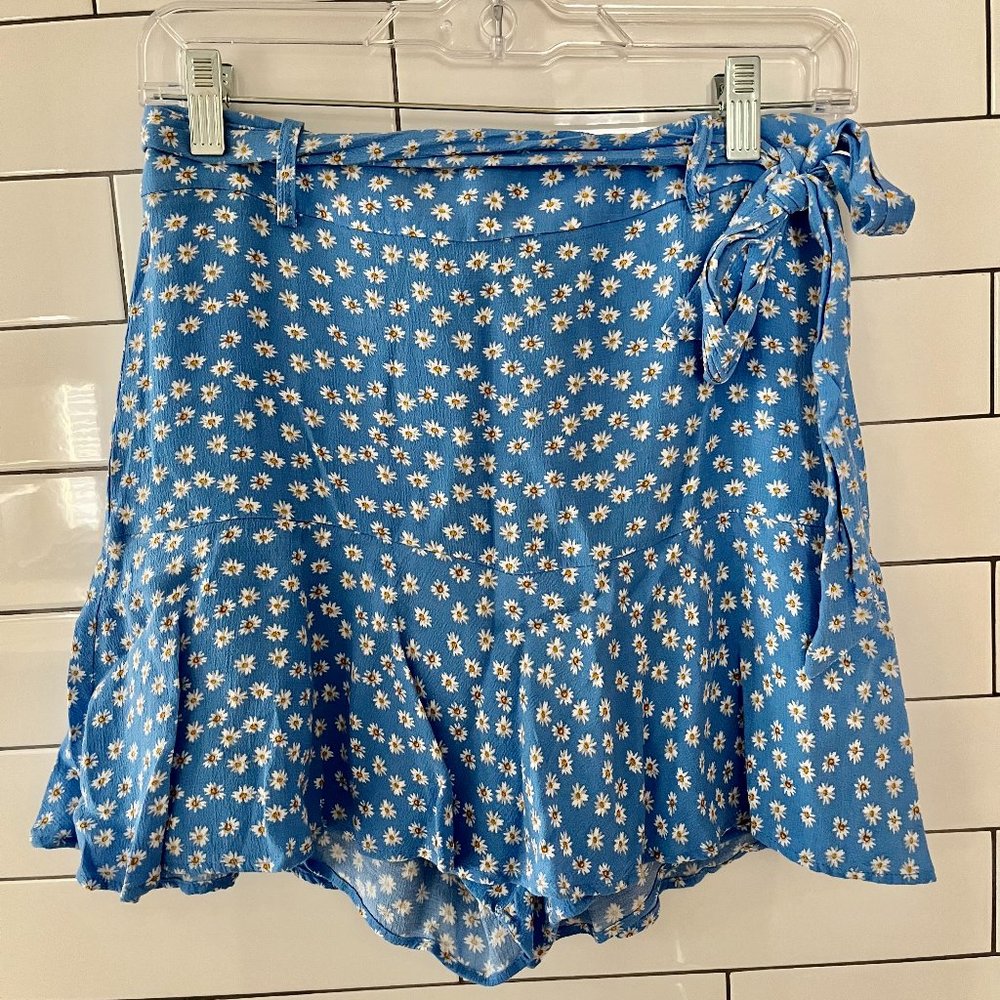 ZARA Blue Daisy Print Skort w/ Bow Belt Size M